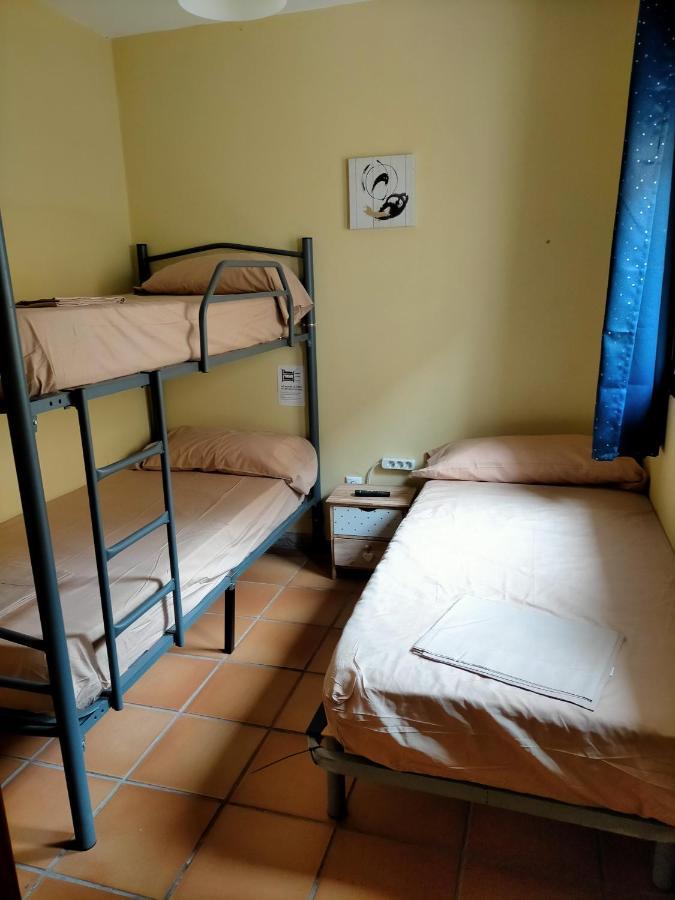 Albergue Santa Barbara Aliaga Extérieur photo