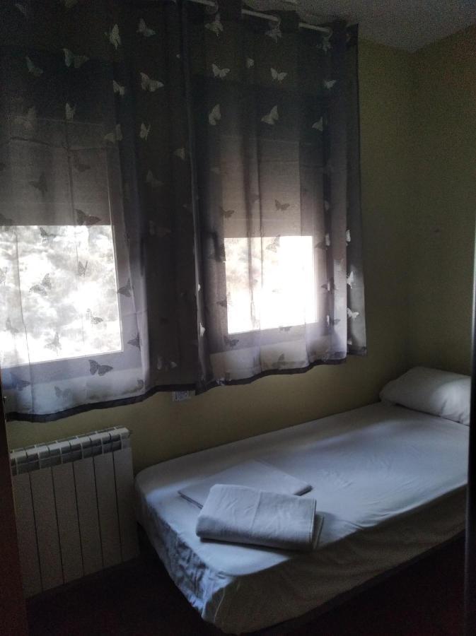 Albergue Santa Barbara Aliaga Extérieur photo