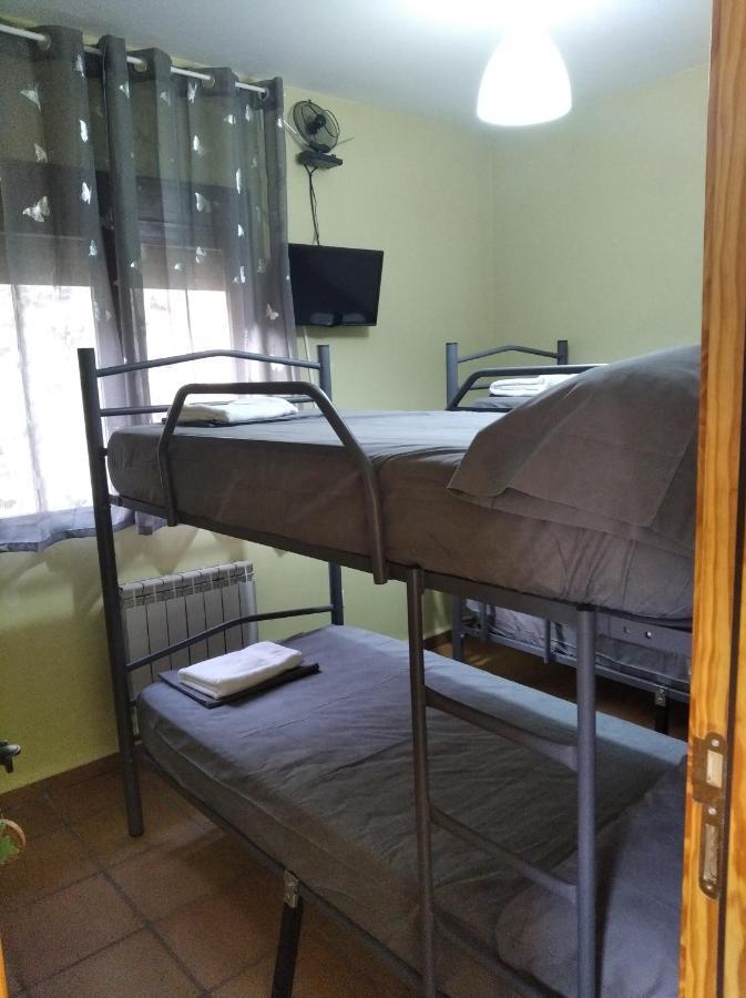 Albergue Santa Barbara Aliaga Extérieur photo